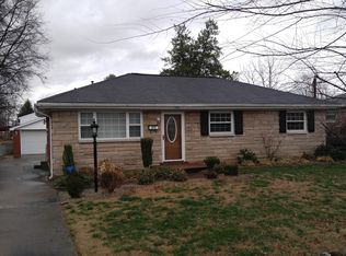 1531 Anna Ln, Louisville, KY 40216