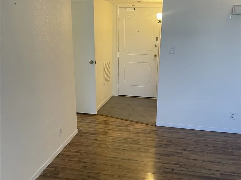3930 University Center Dr #305 — Photo 14