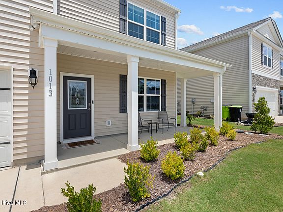 4th image of 1013 Ella Bengel Drive