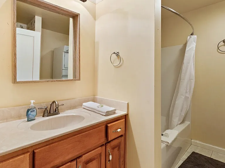 208 Grande Oaks Dr — Photo 23