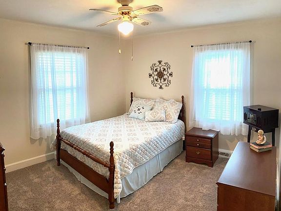 3rd image of 2316 Teel Ave #2316