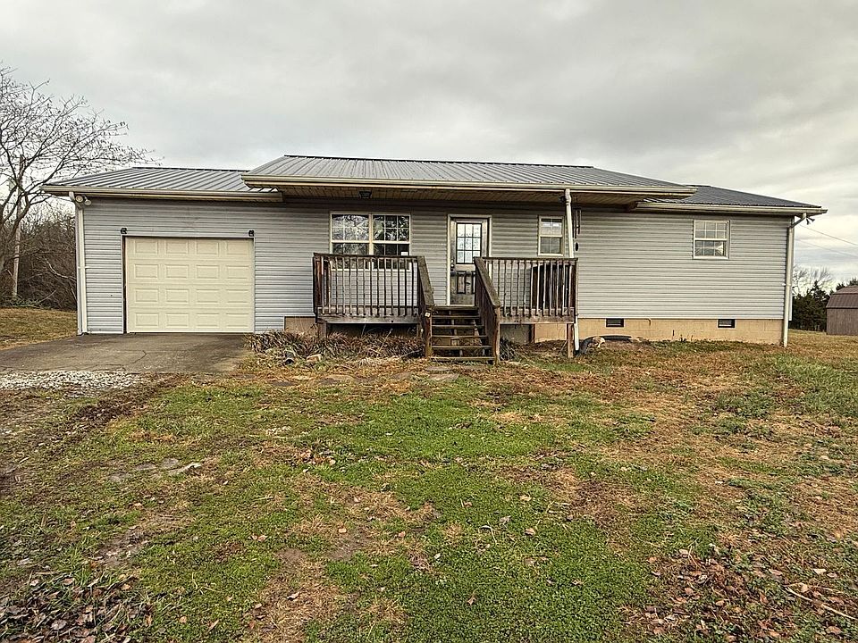 1st image of 114 Greenview Dr