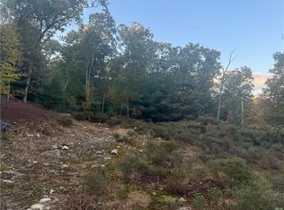 225 Matteson Rd, Scituate, RI 02831