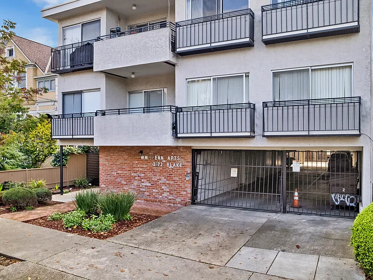 2172 Blake St #5 — Photo 24
