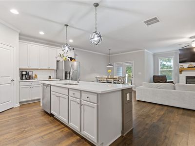 5639 Parkview Ln, Flowery Branch, GA, 30542