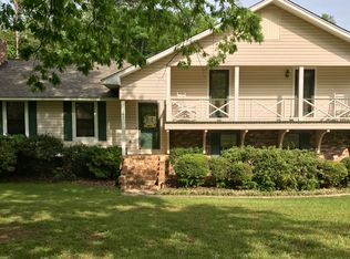 197 Blasingame Dr, Columbus, MS 39702