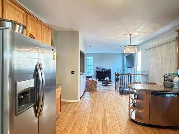 5th image of 308 Stonehenge Dr