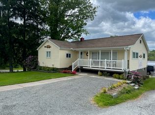 38 Oak St, Deposit, NY 13754