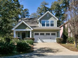 1480 Harbor Club Dr, Tallahassee, FL 32309