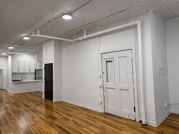 3rd image of 927 Broadway APT 2
