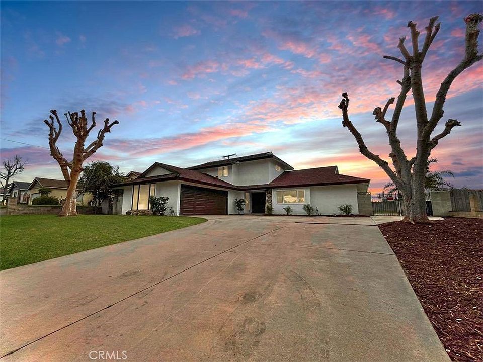1st image of 25885 Holly Vista Blvd