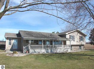 2244 N Jerome Rd, Ithaca, MI 48847