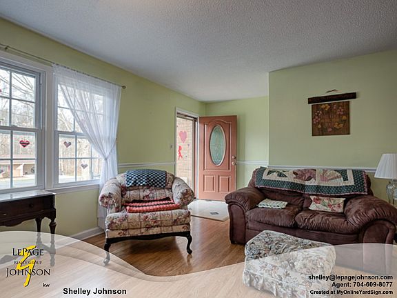 4th image of 310 S Toria Dr