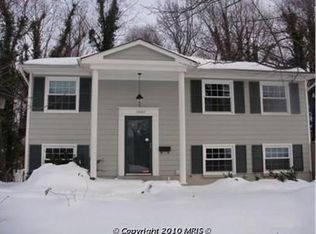 15107 Costa Dr, Woodbridge, VA 22193