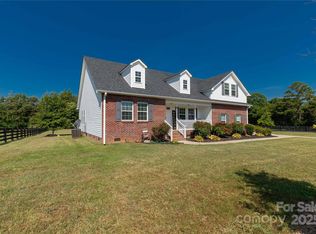 1302 Bryson Creek Dr, Mc Connells, SC 29726