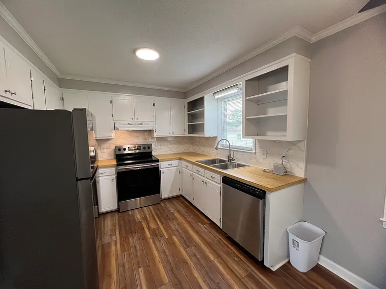 3815 Robin Rd — Photo 9
