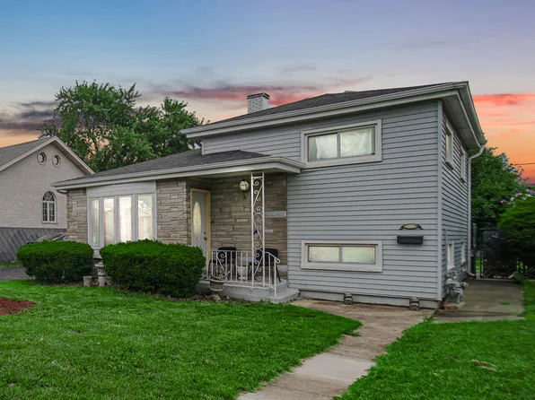 7821 S Melvina Ave, Burbank, IL 60459