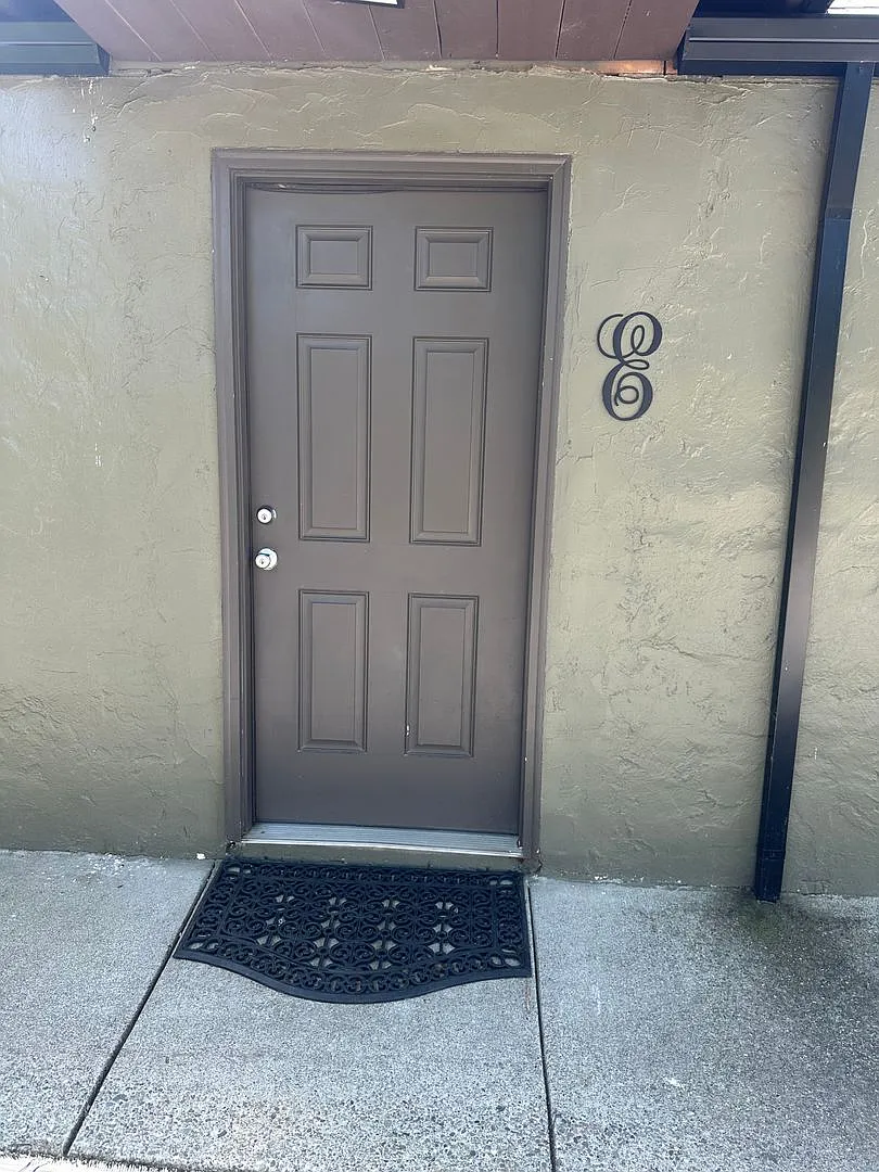 5333 Rogue River Hwy. — Photo 3