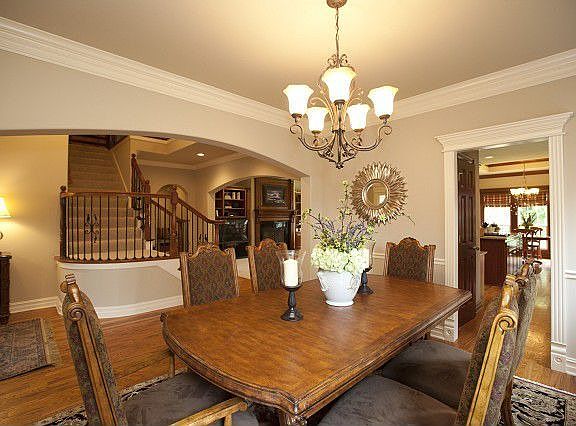 Formal dining flows living area and kitchen.