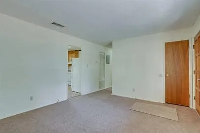 107 McClain St — Photo 10