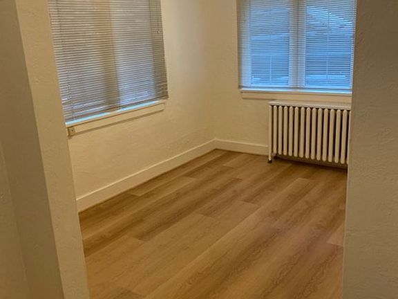 4th image of 1320 Queen Anne Ave N #19329266