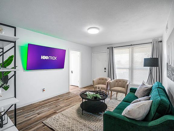 3rd image of 4228 Sunvalley Dr