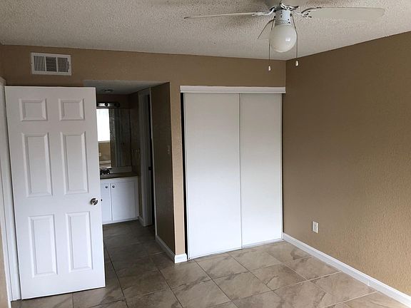 5th image of 11833 Fleming Dr Unit B