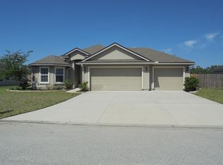 221 Bridgeport Ln, Elkton, FL 32033