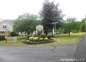 3rd image of 1308 Greenwich Dr