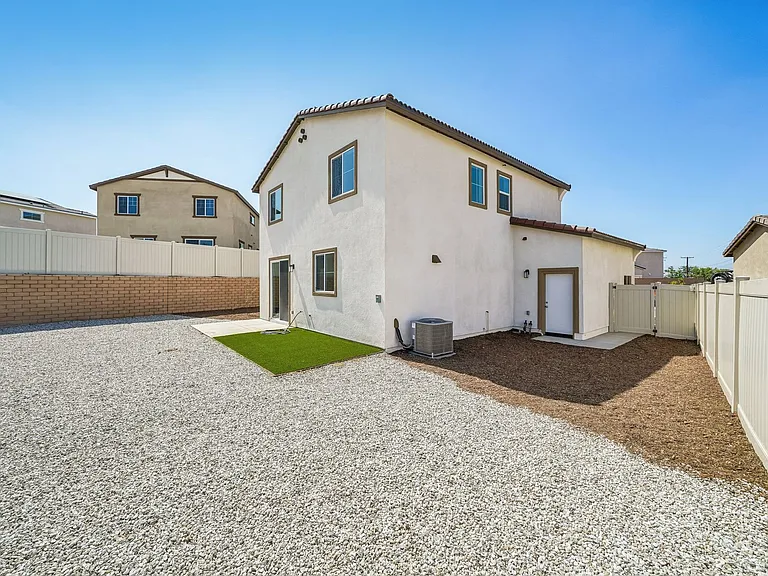 Yucaipa's New Rental Homes, Aviana Homes — Photo 61