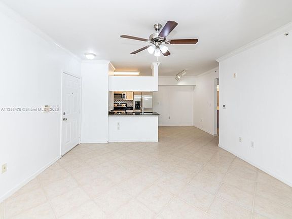 3rd image of 6492 Emerald Dunes Dr APT 206