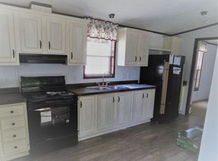 17 Trailer Park Rd, Haverhill, NH 03765