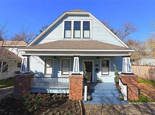2110 Kane St, Houston, TX 77007