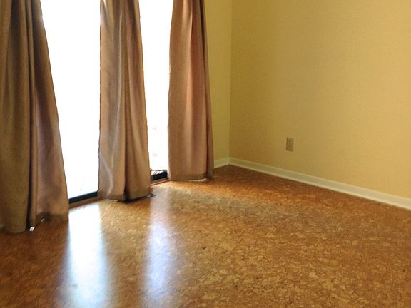 Master Bedroom w/walk out patio