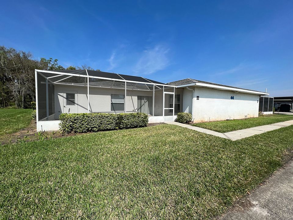 1st image of 1027 Willow Dr