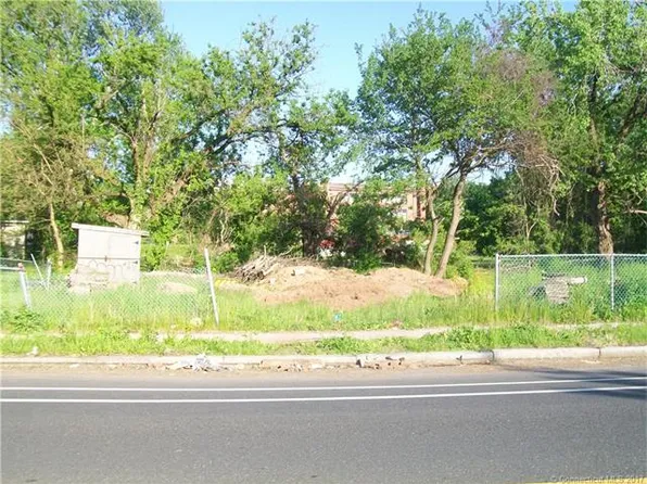 98 Brookfield St, Hartford, CT 06106
