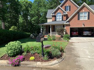 2209 Dewland Ct, Fuquay Varina, NC 27526