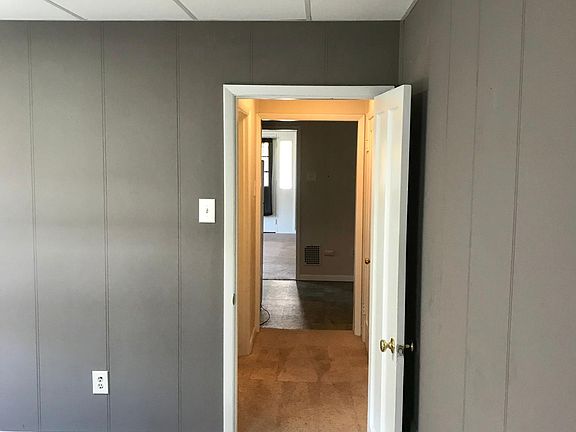 4th image of 2938 Harrison Ave APT 4