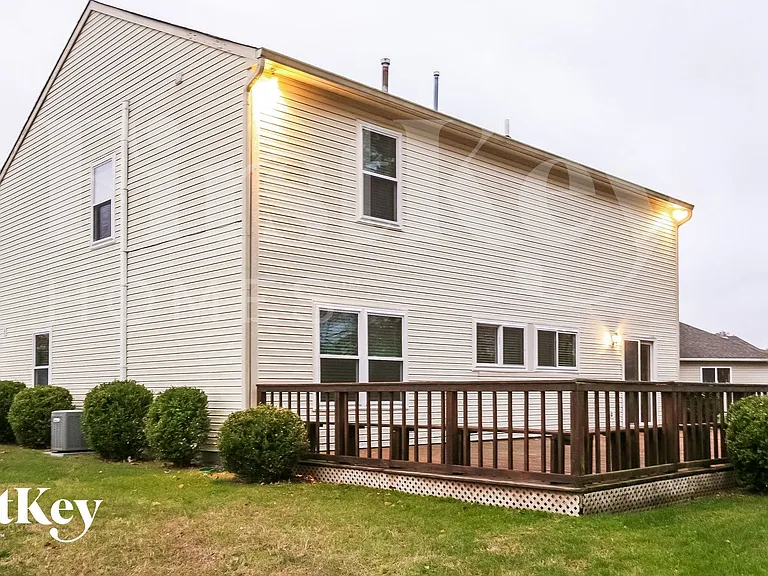 16 Pondview Ct — Photo 13