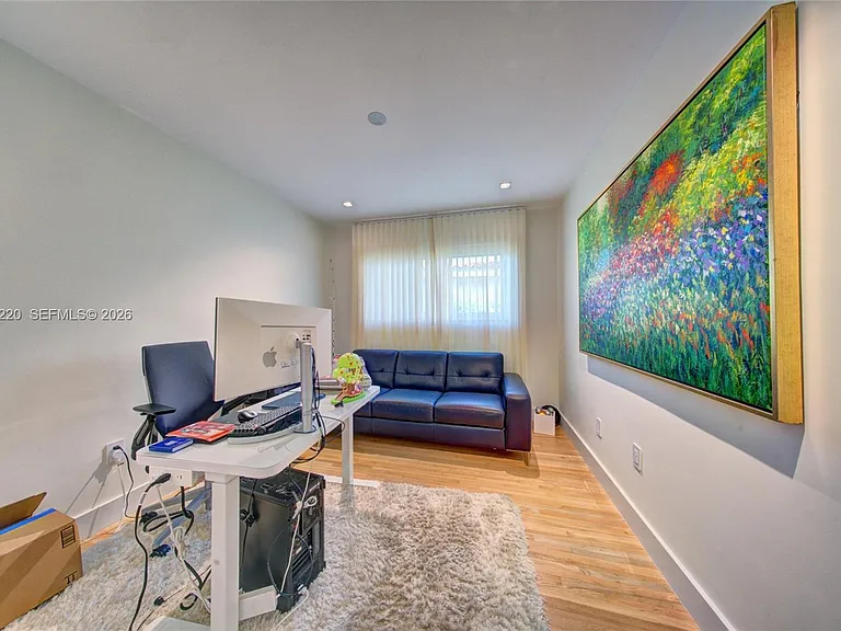 3508 Crystal View Ct — Photo 32