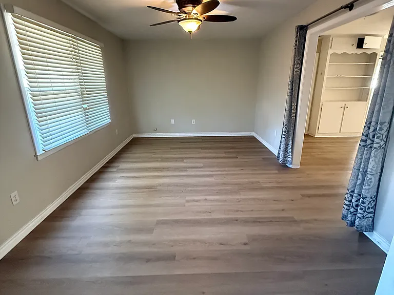 2703 Rebecca Dr — Photo 10