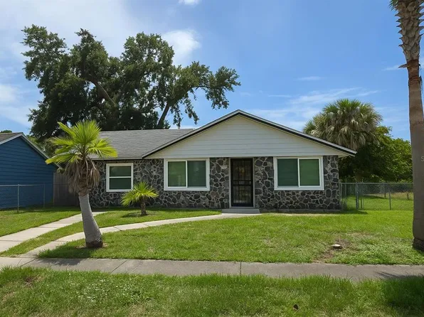 2308 18th St E, Bradenton, FL 34208