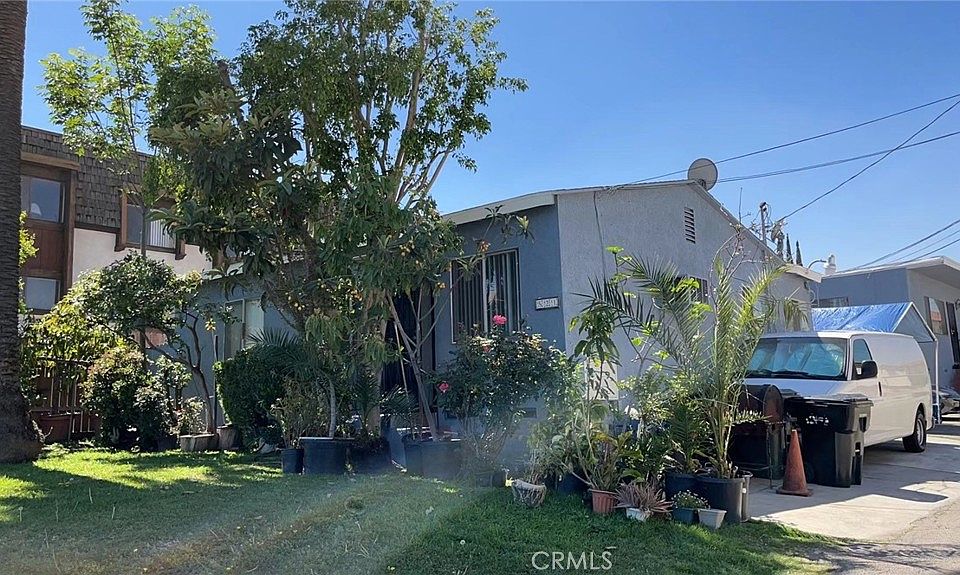 1st image of 521 Pomelo Ave