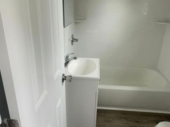779 Neighborhood Rd #5