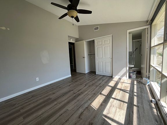 3rd image of 2482 Larrabee Pl