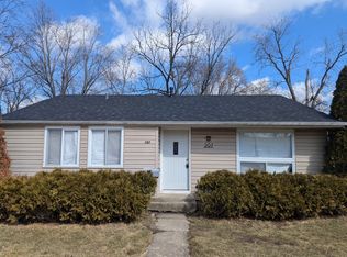 207 Barbara Ln, Steger, IL 60475