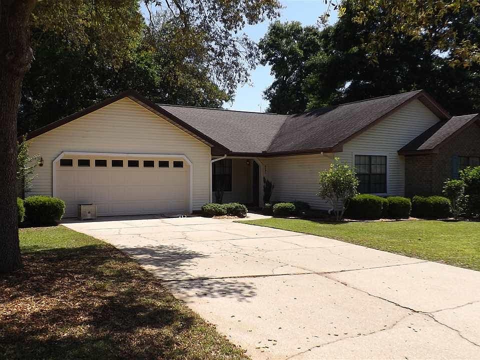 1st image of 2381 Inverness Dr