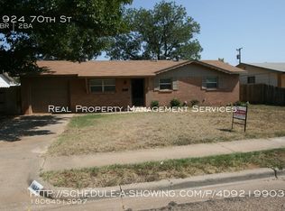 1924 70th St, Lubbock, TX 79412