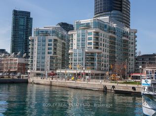 600 Queens Quay W #828, Toronto, ON M5V 3M3