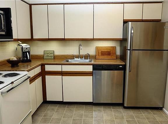 4th image of 4355 Maryland Ave APT 208
